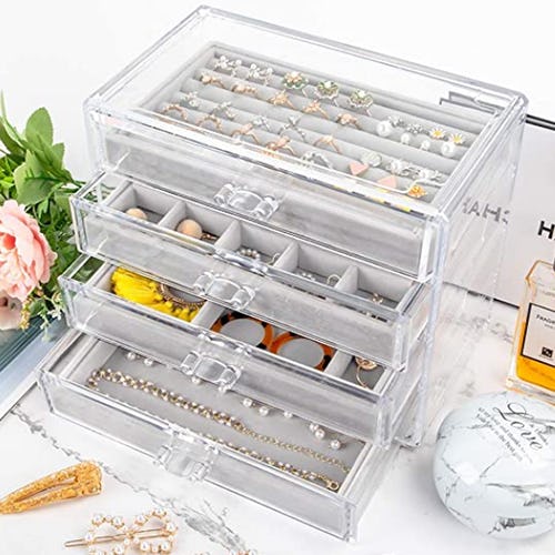 The 8 Best Ways To Store Necklaces