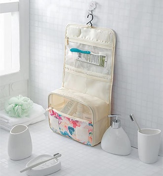 Mossio Hanging Toiletry Bag