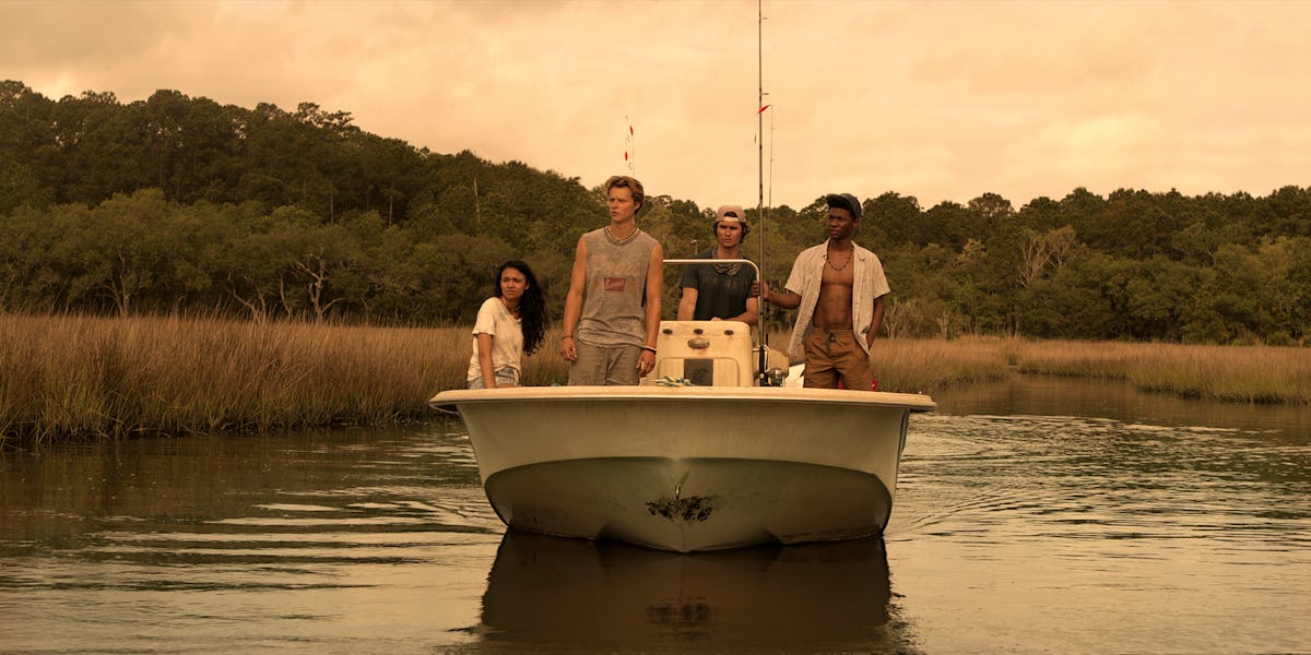 'Outer Banks': News, Cast Interviews, Sneak Peeks ...