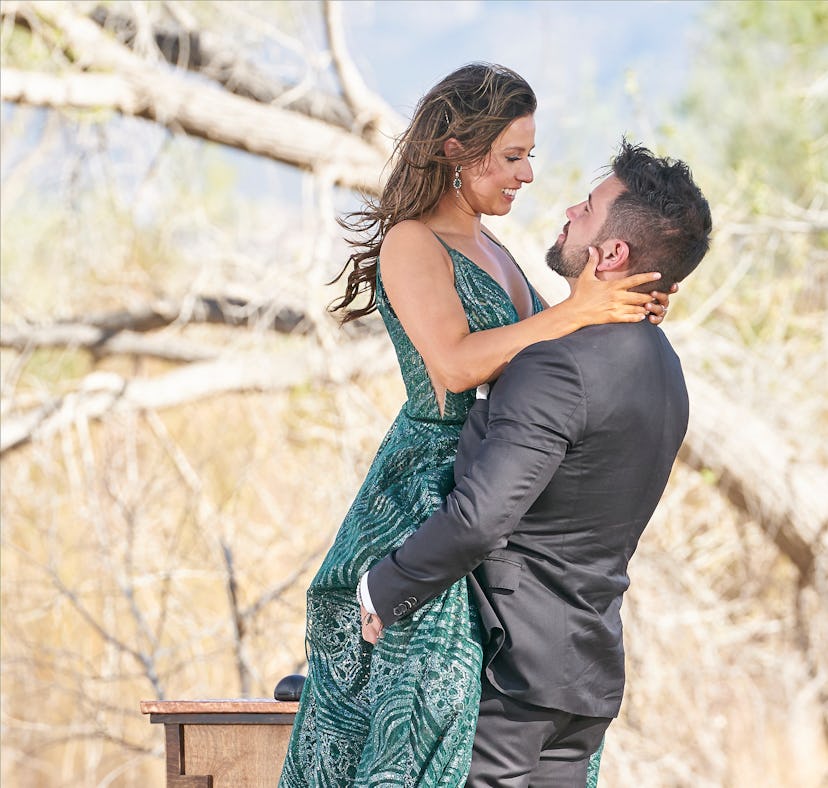 'The Bachelor' and 'The Bachelorette' have a tradition of windy proposals.