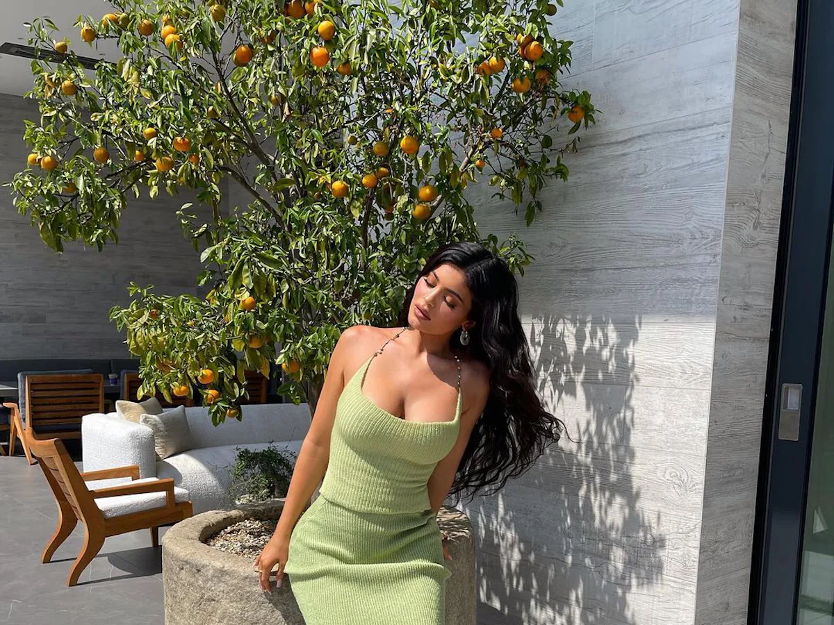Kylie Jenner Celebrated Her Birthday in a Very On-Trend Namita Khade Dress Kylie Jenner Celebrated Her Birthday in a Very On-Trend Namita Khade Dress