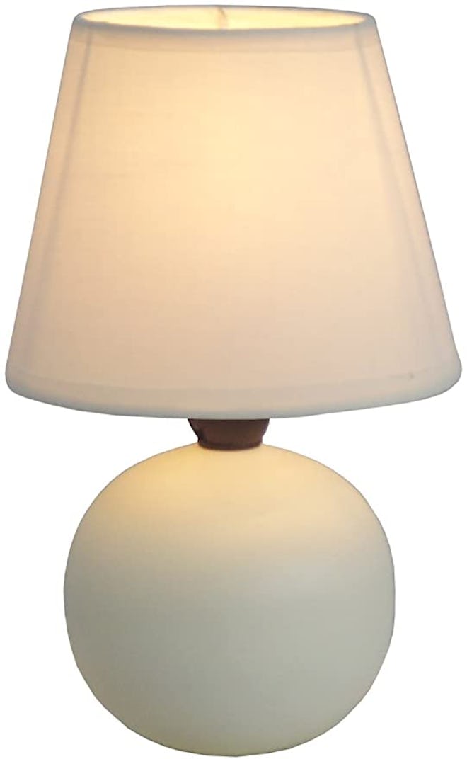 Simple Designs Ceramic Globe Table Lamp