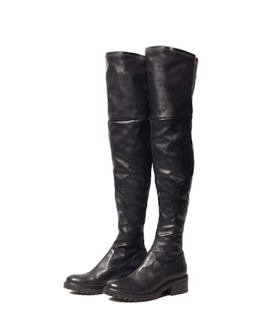 Maxime Boots in Black from VICSON.