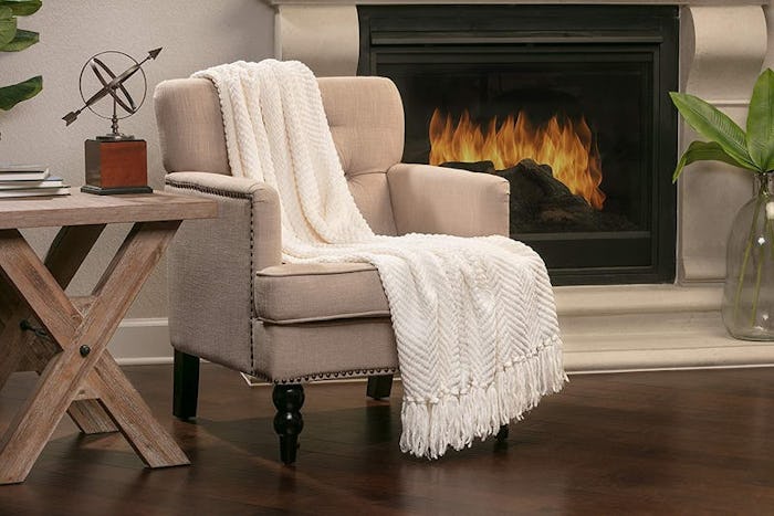 Chanasya Knitted Throw Blanket