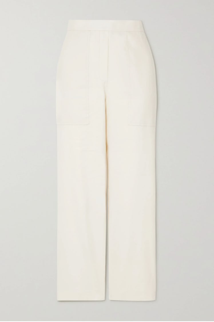 FRAME's off-white linen straight-leg pants. 