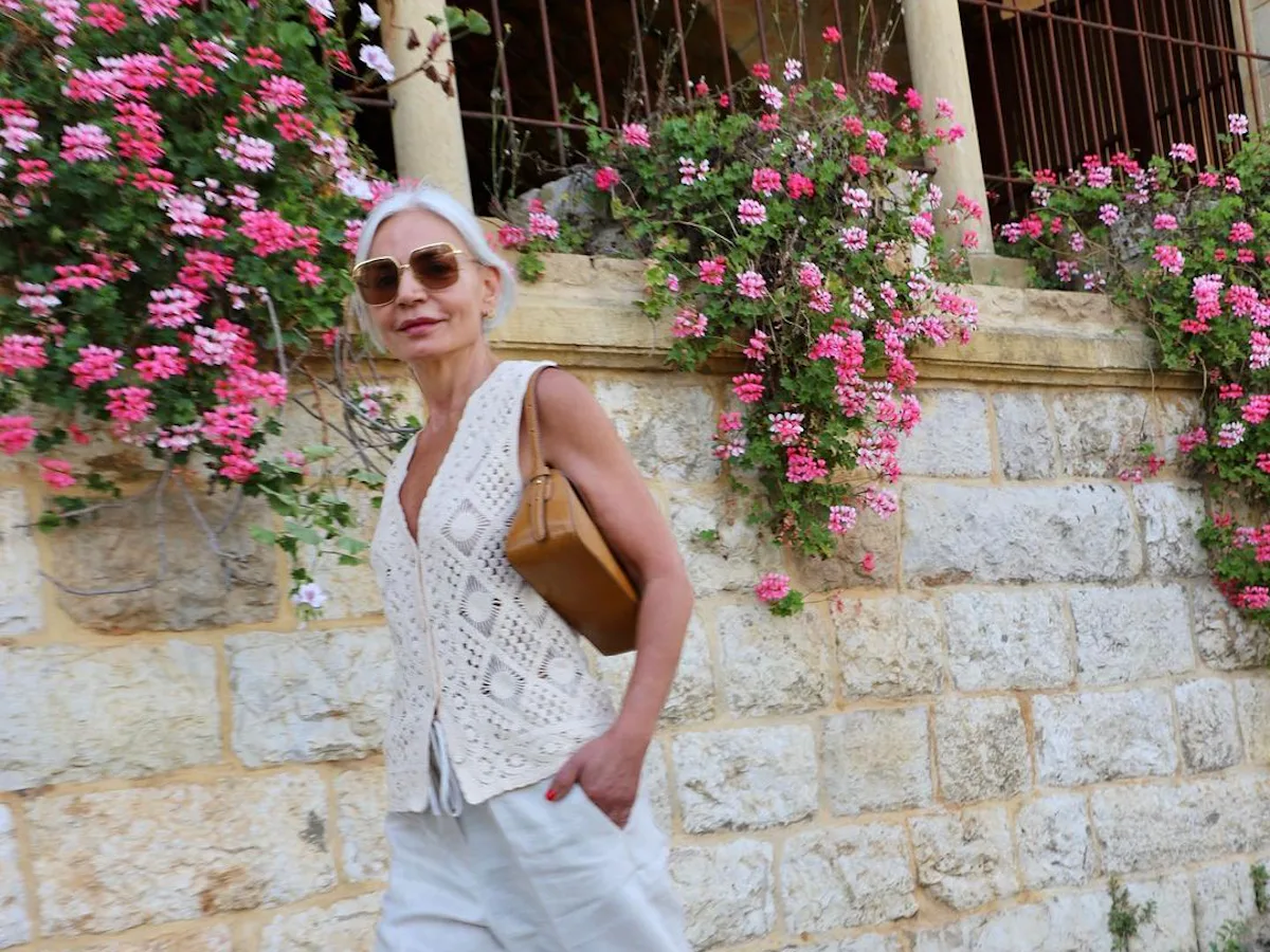 how to fold dress shorts for travel How to Fold Shorts (Quick and Space-Saving Methods)