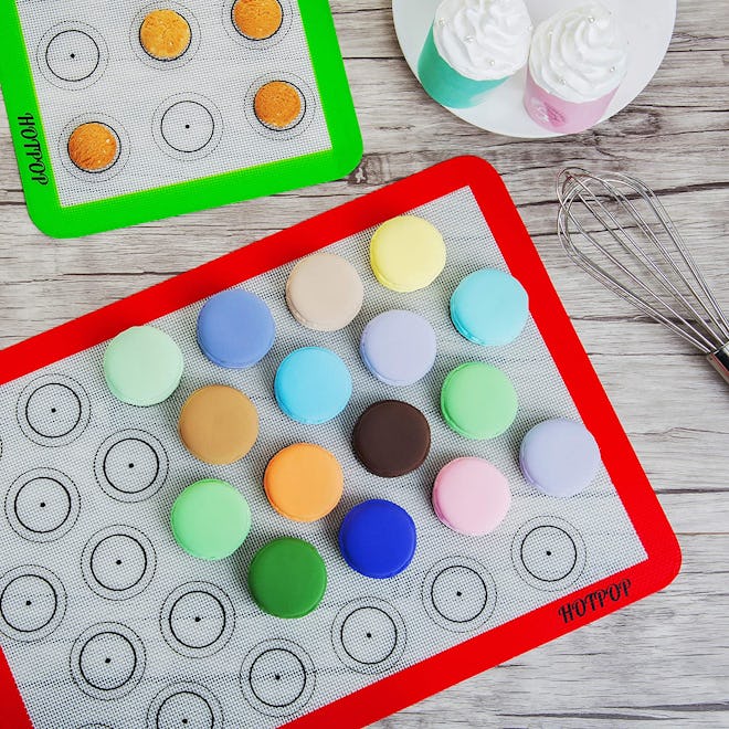 HOTPOP Silicone Macaron Baking Mats (Set of 4) 