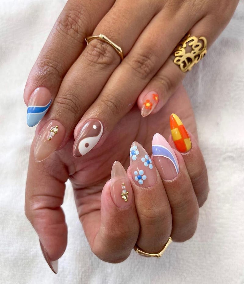 Abstract Nail Art