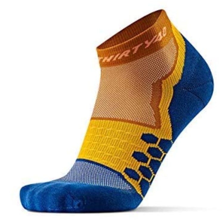 sporty compression socks for men