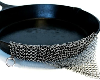 The Ringer Stainless Steel Cast Iron Cleaner