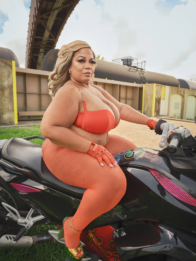 Savage x Fenty August lingerie collection modeled by the Caramel Curves