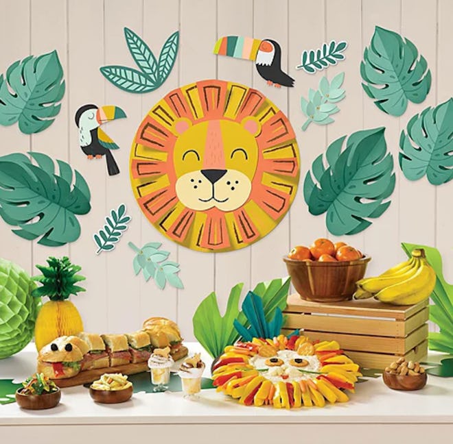 Get Wild Jungle Cardstock Wall Decorating Kit