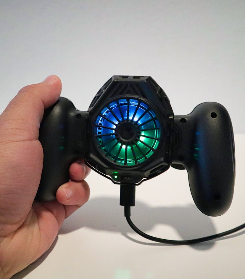 Cooling fan for smartphone with LED lights