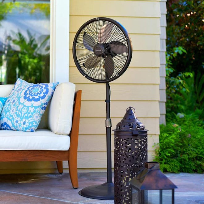 NewAir Outdoor Misting Fan