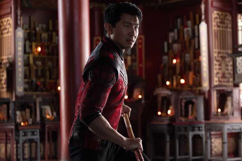 A scene from the movie Shang-Chi with Simu Liu as Shang-Chi