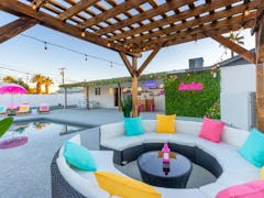 A 'Love Island'-themed Airbnb in Arizona has a pool and mural perfect for Instagram pictures. 