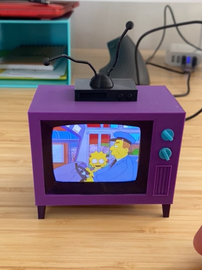 Someone created a replica of the TV from The Simpsons. 