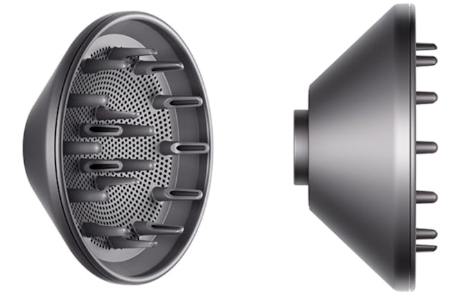 How To Use A Diffuser To Style Curly Hair & Minimize Frizz