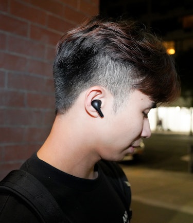 OnePlus Buds Pro review: wireless earbuds with slightly strong bass sound profile