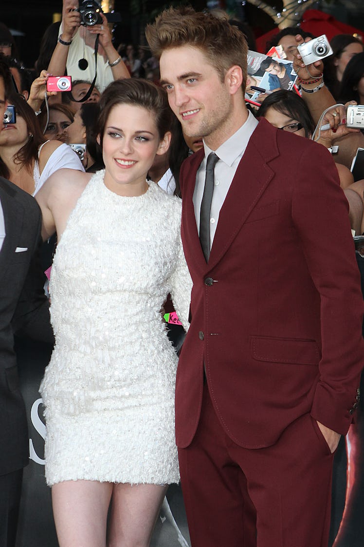 Kristen Stewart in a hug with her ex-boyfriend Robert Pattison.