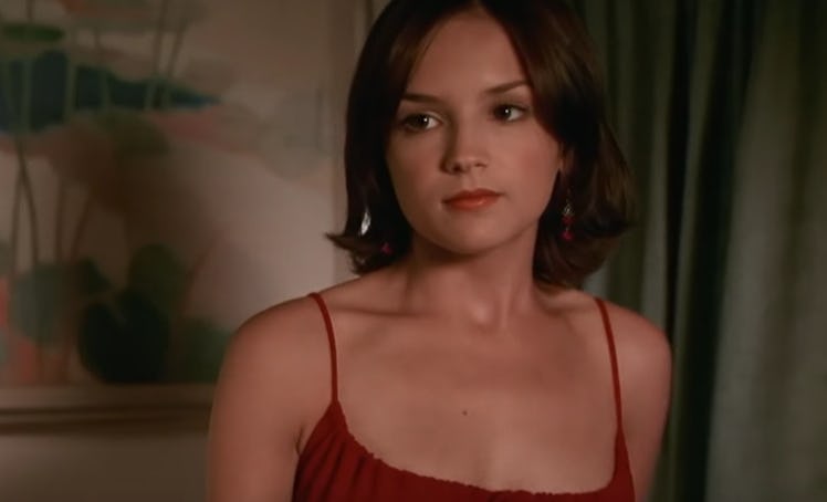 Laney's red dress in 'She's All That' was referenced in 'He's All That.'