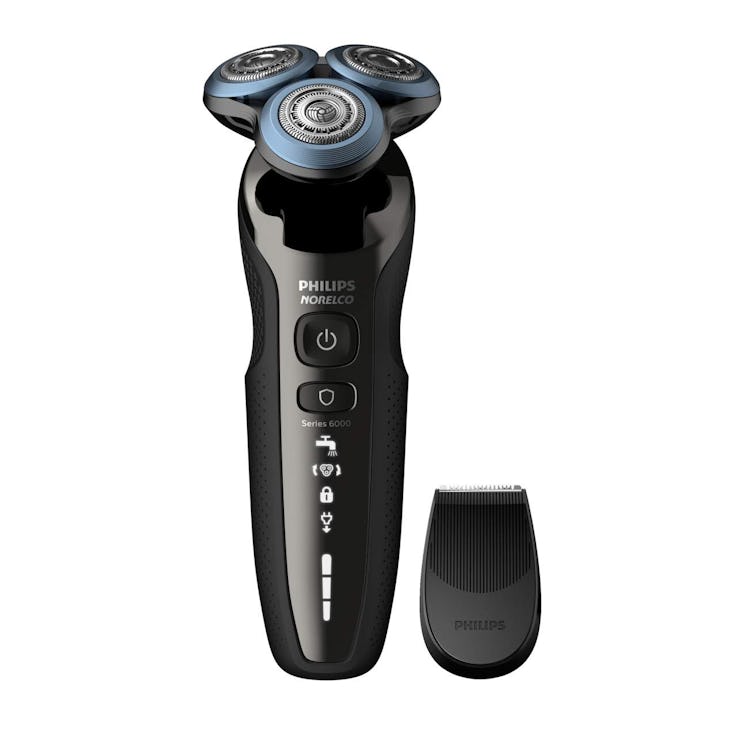 Philips Norelco 6800 Rechargeable Wet/Dry Shaver