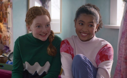 VIVIAN WATSON as MALLORY PIKE and ANAIS LEE as JESSI RAMSEY in THE BABY-SITTERS CLUB