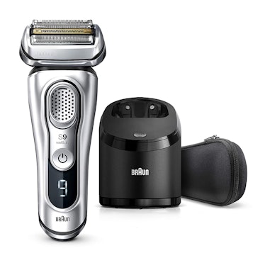 Braun Electric Foil Shaver With Precision Beard Trimmer