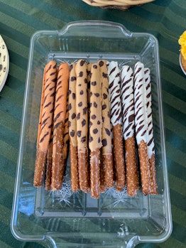 pretzel animal sticks