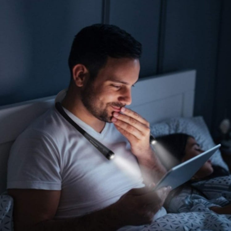 Glocusent LED Neck Reading Light