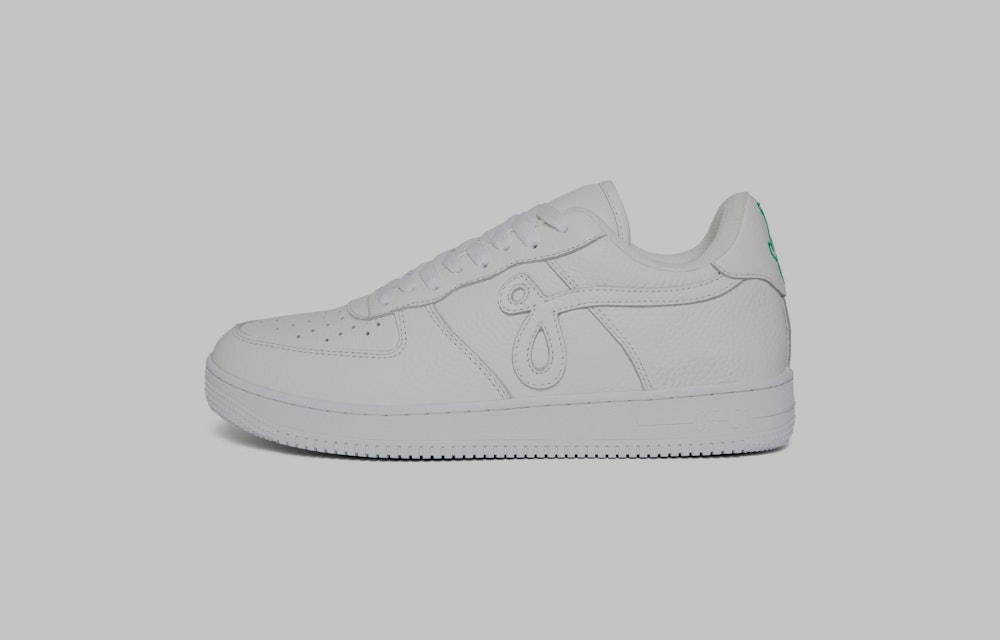 ropa interior Atlético Óxido Nike sues John Geiger claiming he copied its iconic Air Force 1 sneaker