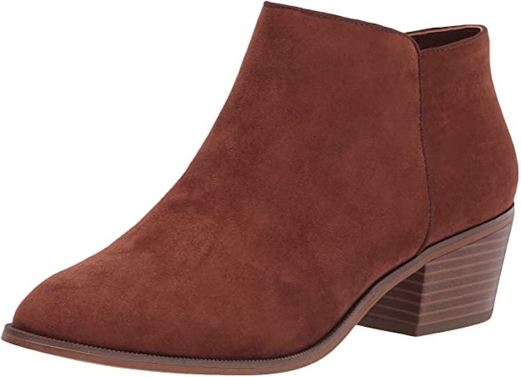 Amazon Essentials Microsuede Ankle Boot