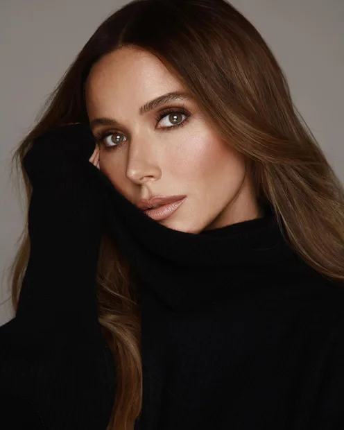 @tal_abudi photographed @maryphillips headshot