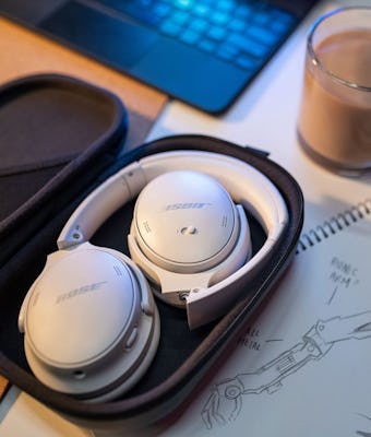 Bose announces QC45 active noise canceling headphones to replace QC35 II