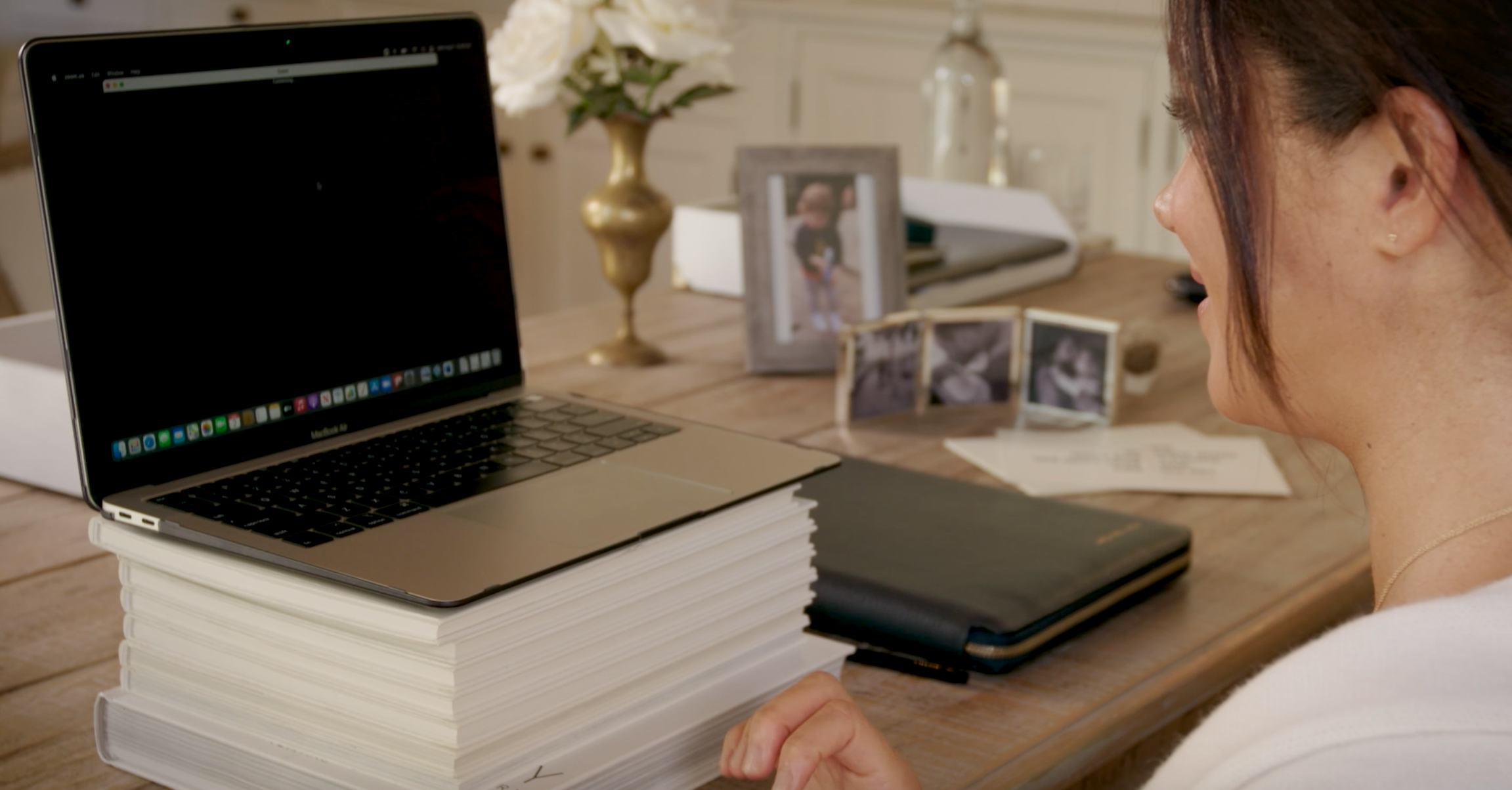 meghan markle desk