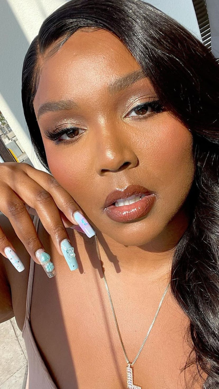 Lizzo summer nail art