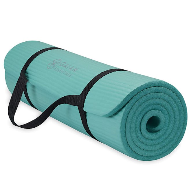 Gaiam Essentials Yoga Mat With Carrying Strap