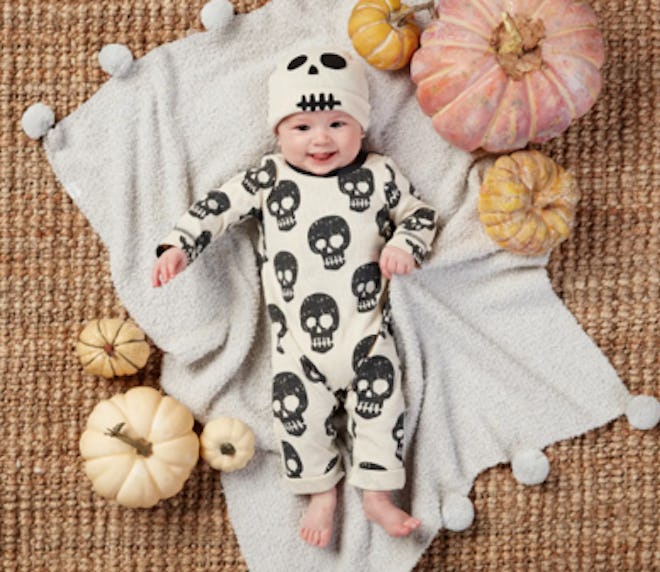 Skeleton Baby Bodysuit & Hat