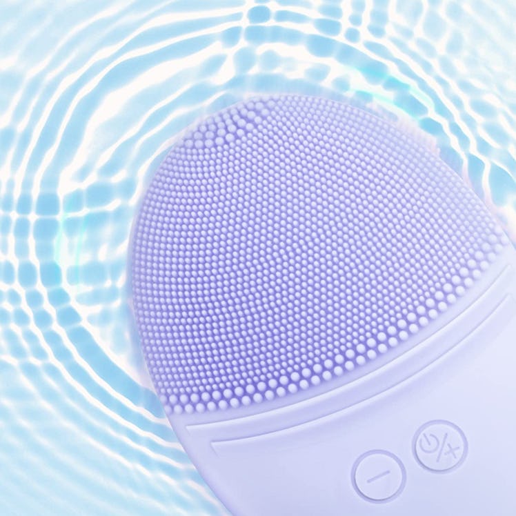 EZBASICS Facial Cleansing Brush
