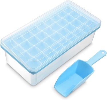 Yoove Ice Cue Tray with Lid & Bin