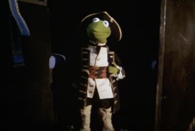 Kermit the Frog stars in 'Muppet Treasure Island.'
