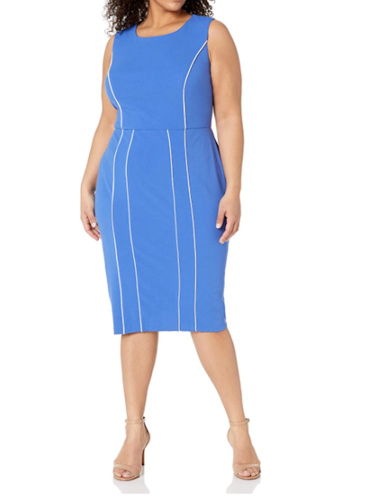 Donna Morgan Plus-Size Sleeveless Contrast Piping Sheath Dress
