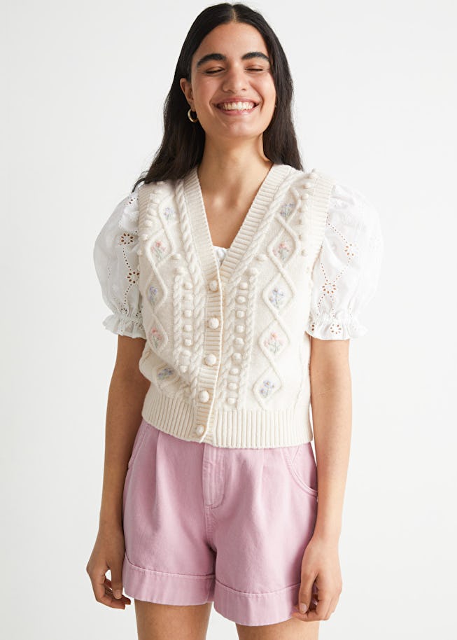 White sales aesthetic outfits