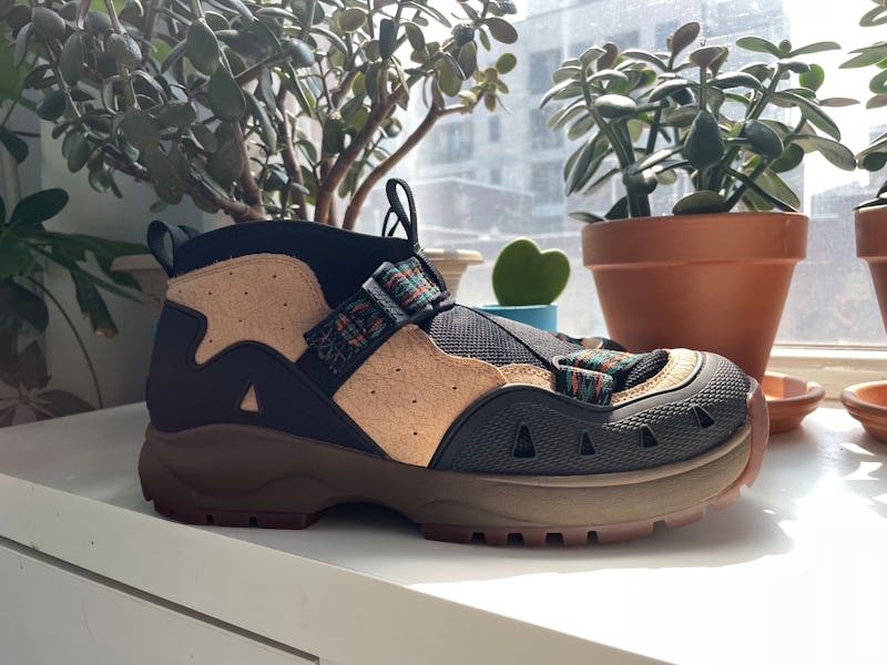 Teva Revive '94 Mid