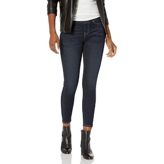 Signature by Levi Strauss & Co. Gold Brand Totally Shaping Pull-on Skinny Jeans