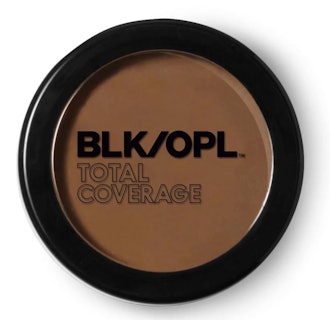 Total Coverage Concealing Foundation