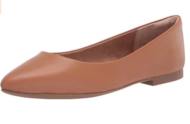 Amazon Essentials Pointed-Toe Ballet Flat