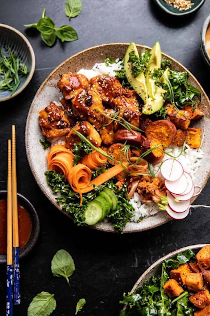 Sheet pan Korean chicken bowl