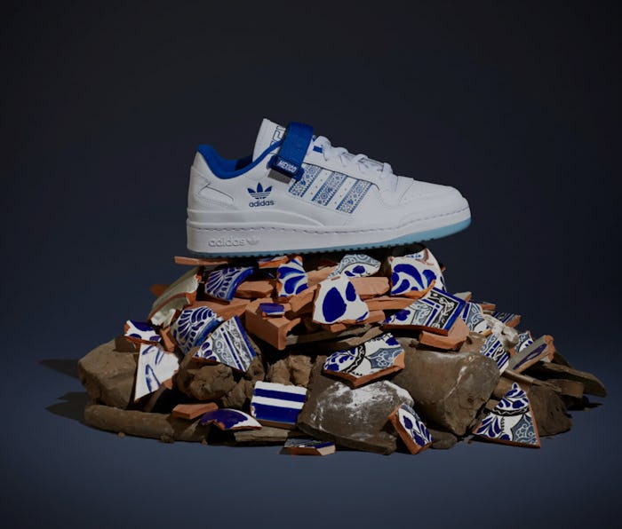 Adidas "Mexico City" Forum Low sneaker