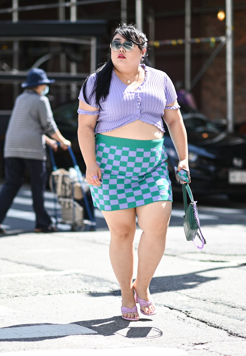 New York Fashion Week Spring 2022 street style.